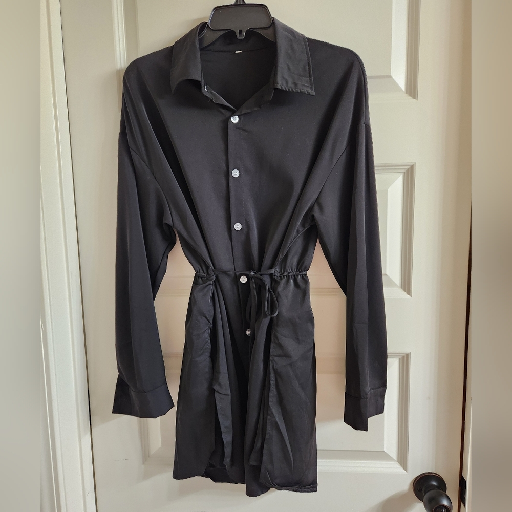 Black Button Down Shorts Romper Looks like a shirt dress New w/o Tags Sz M